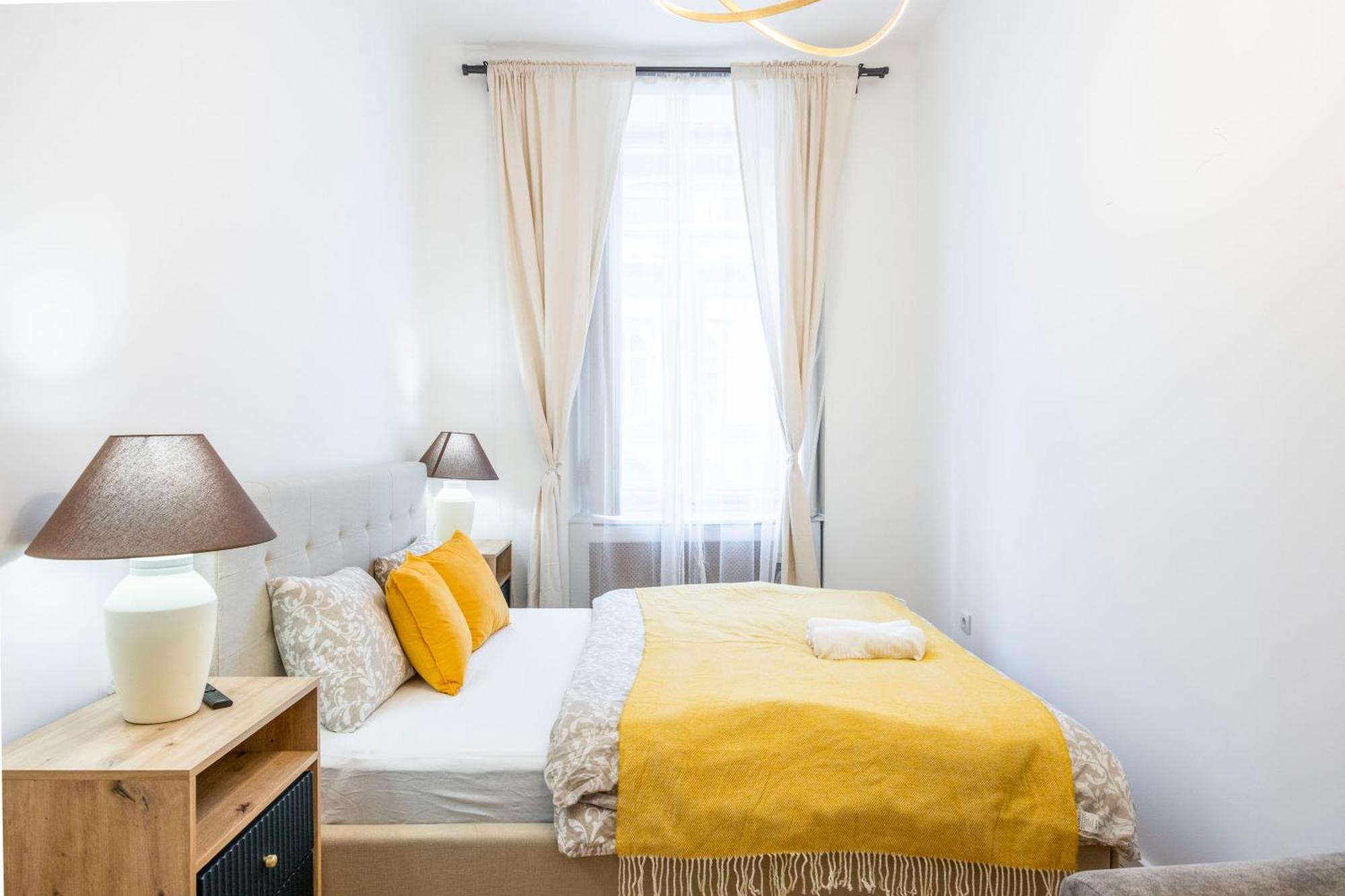 Charming & Cozy Central Apartment In The King Street Budapest Exterior photo