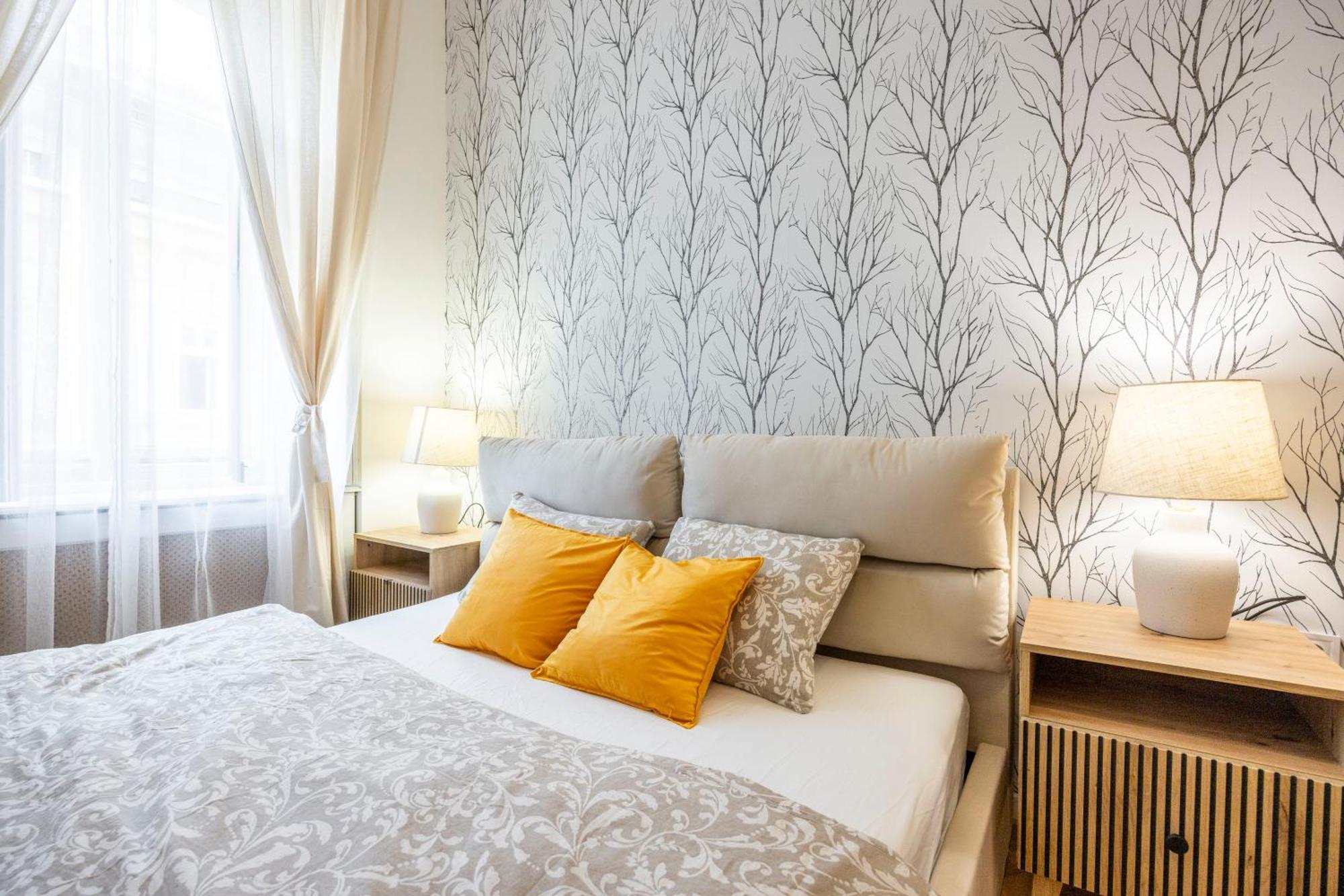 Charming & Cozy Central Apartment In The King Street Budapest Exterior photo